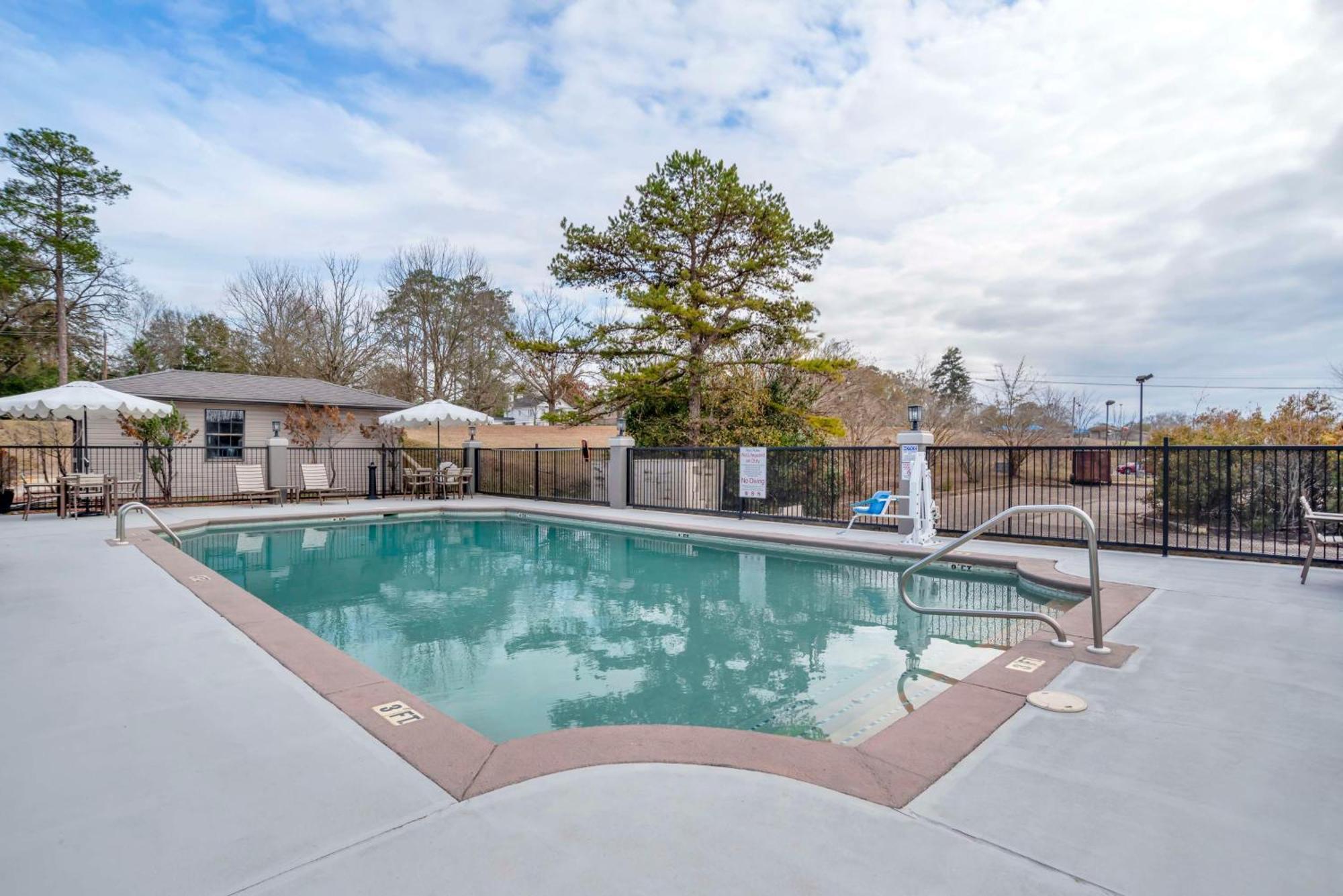 Best Western Andalusia Inn Exterior photo